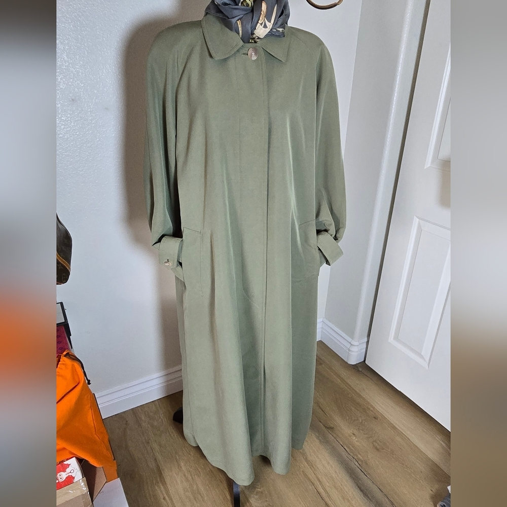 Vintage Burberrys Olive Green Trench Coat